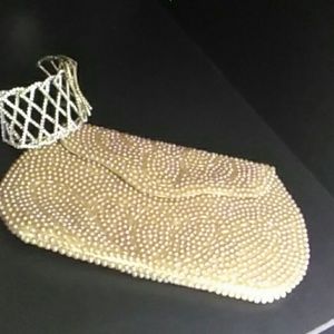 La Regale Japan Snap Clutch Pearl Clutch